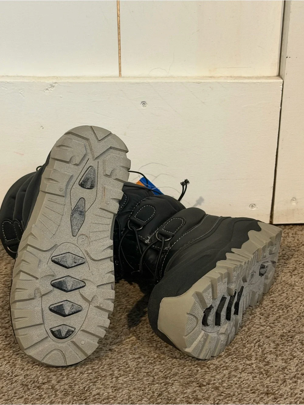 Kids Black Waterproof Rain & Snow Boots with Gray Sole size 2